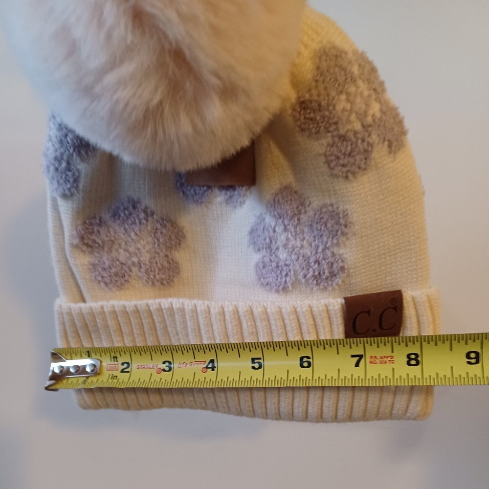 NWT C.C Lavender Flower Pom Hat - Picture 6 of 8
